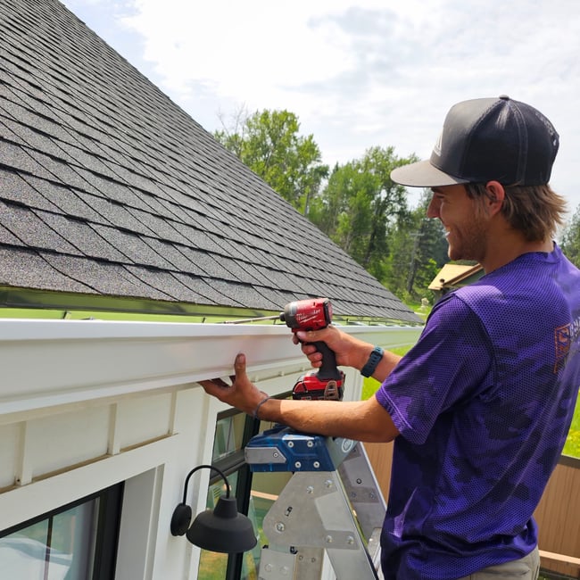 Square- Gutters